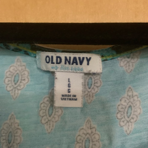 Old Navy Large flowy tank - Picture 3 of 3